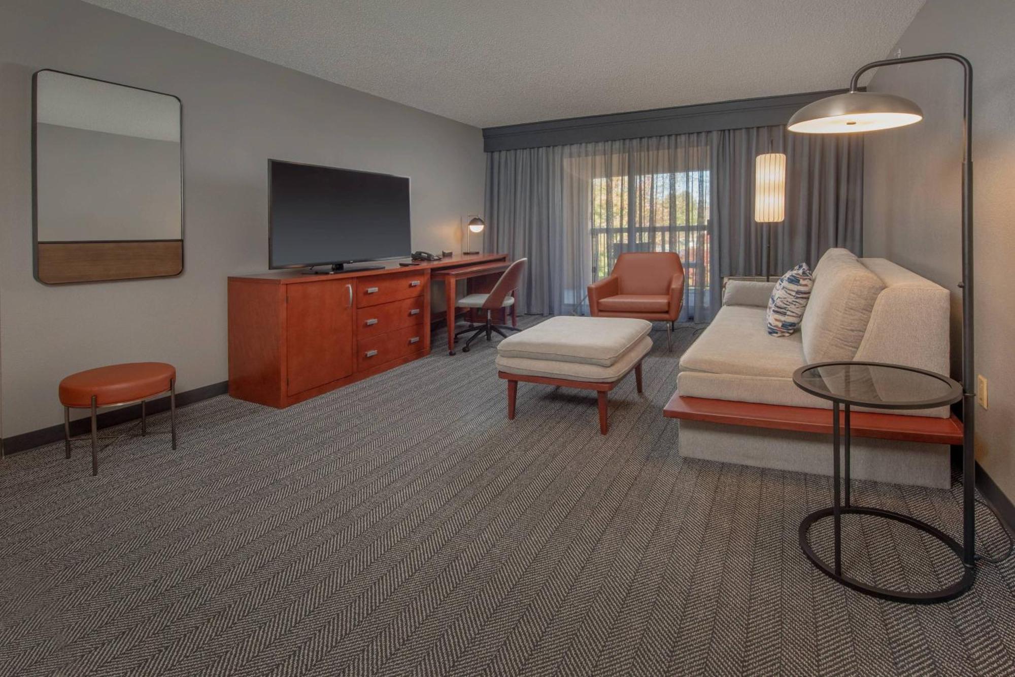 Hotel Courtyard By Marriott Frederick Esterno foto