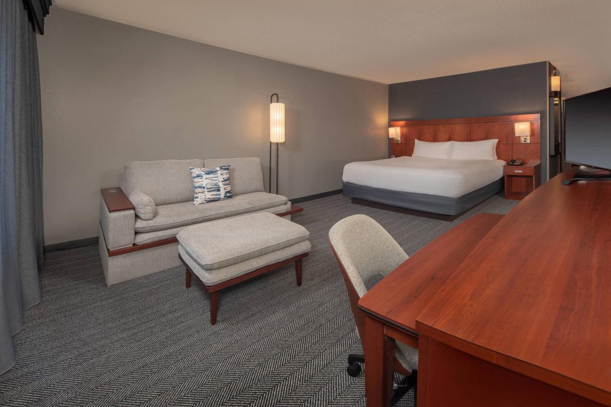 Hotel Courtyard By Marriott Frederick Esterno foto